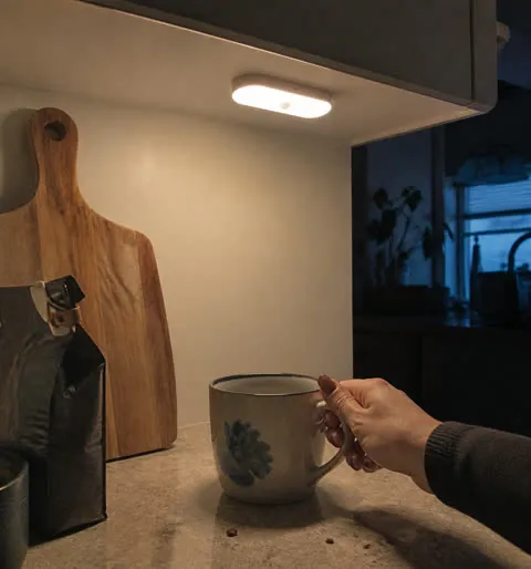 Rechargeable light above a kitchen counter