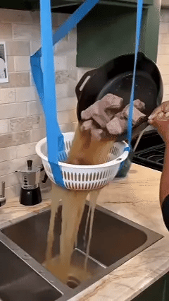 Expandable over sink strainer and drying basket