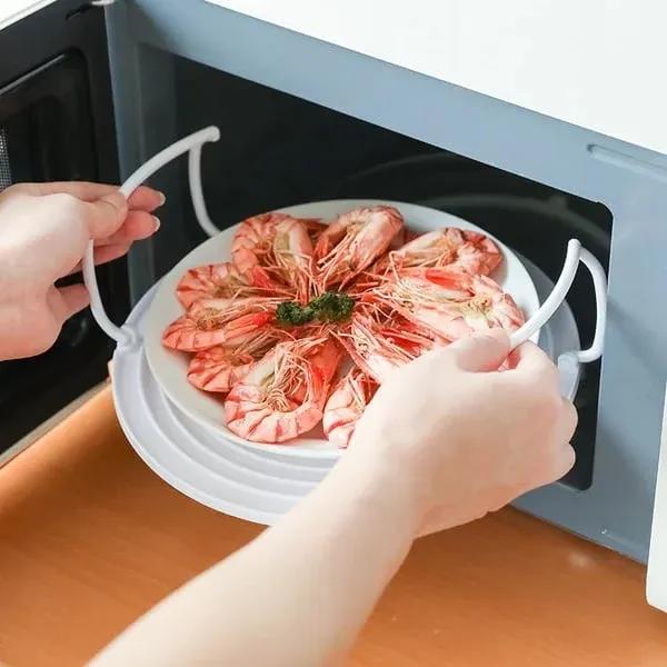 Microwave folding tray with anti slip surface