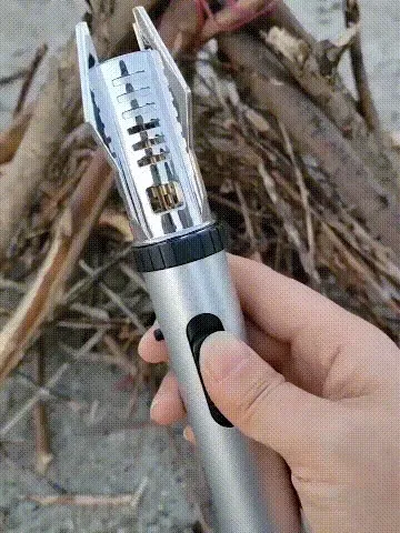 Windproof turbo jet torch lighter ignition and flame demonstration