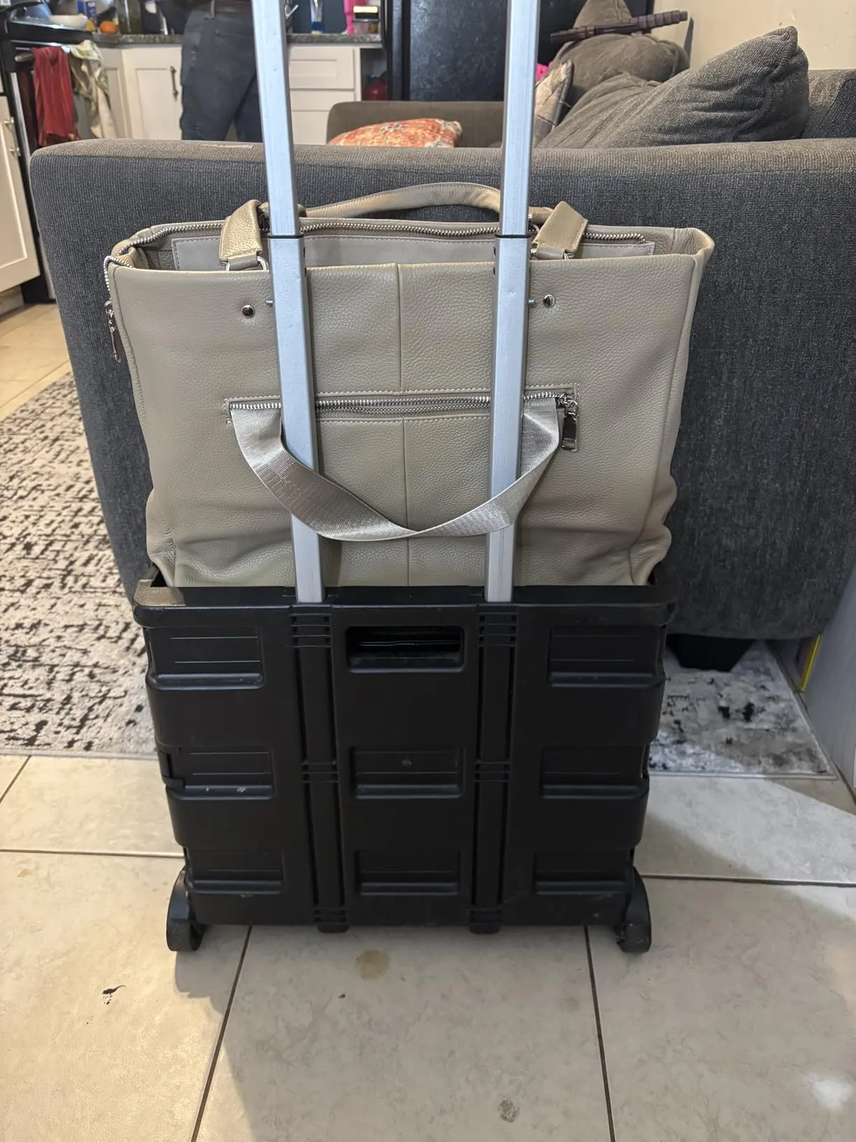 Carry-all with peace of mind.