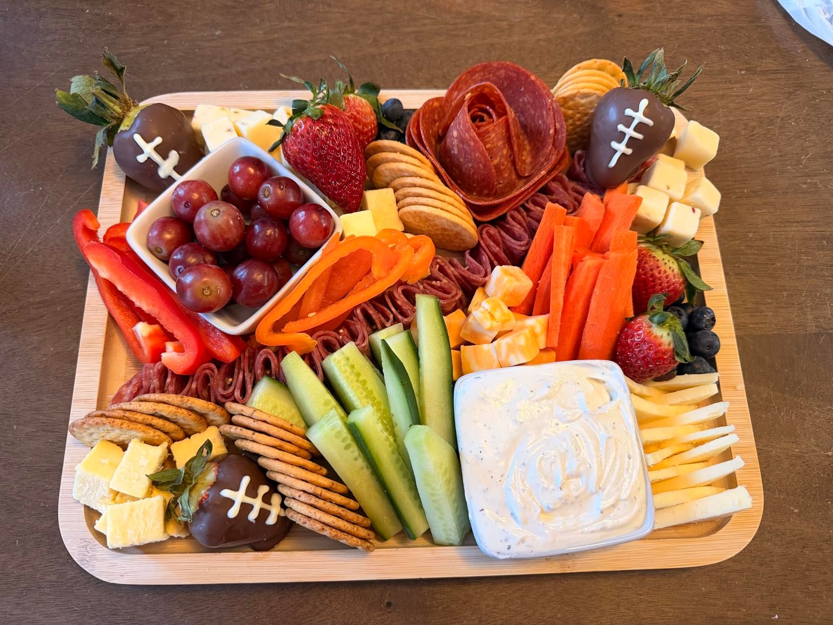 Great for making charcuterie board!