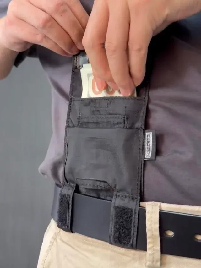 Belt wallet used at an outdoor market