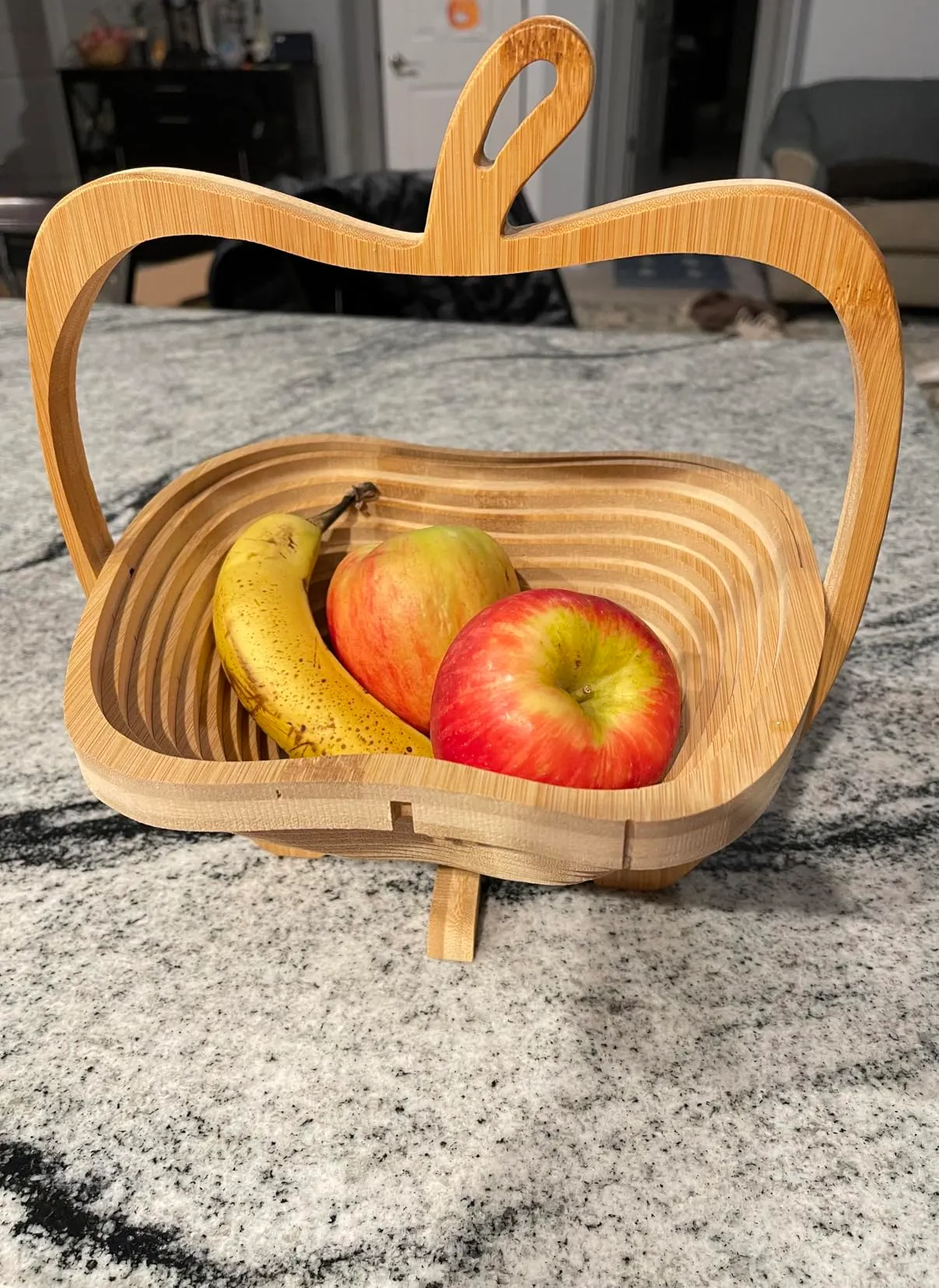 🍎 I love this apple fruit basket!