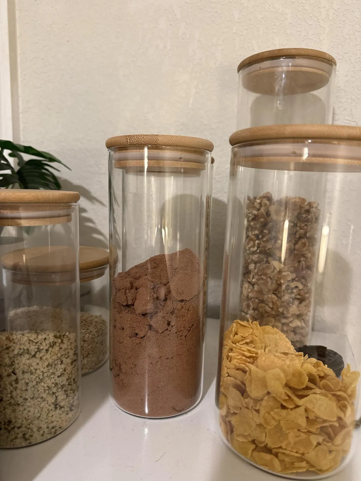 Perfect for organizing small spaces and looks very aesthetic