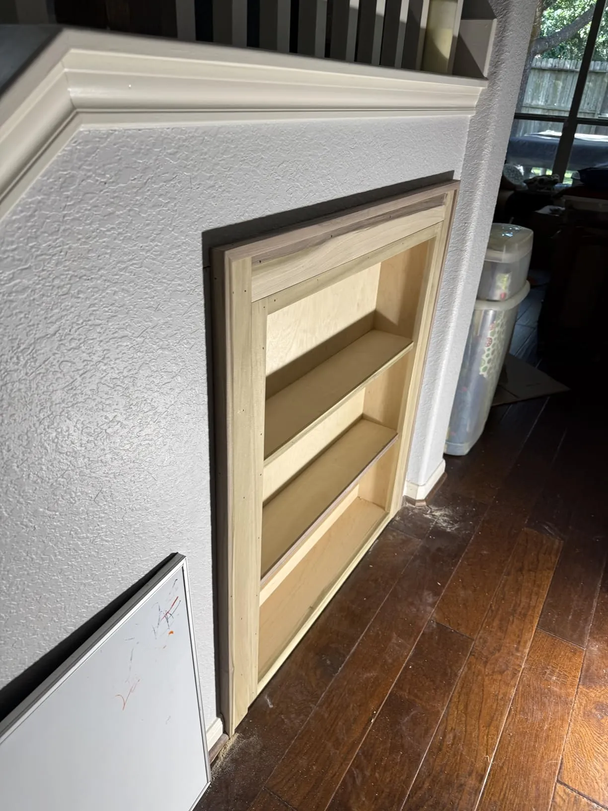 Hiding door cabinet
