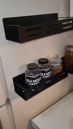 Punch-free Magnetic Storage Rack