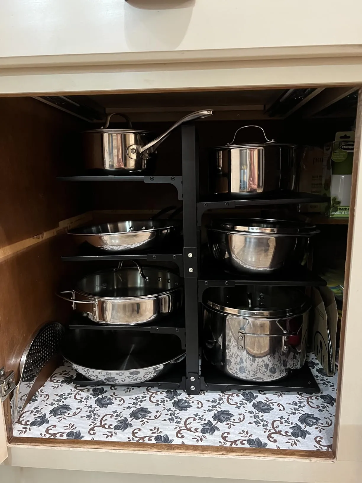 Great pot rack!